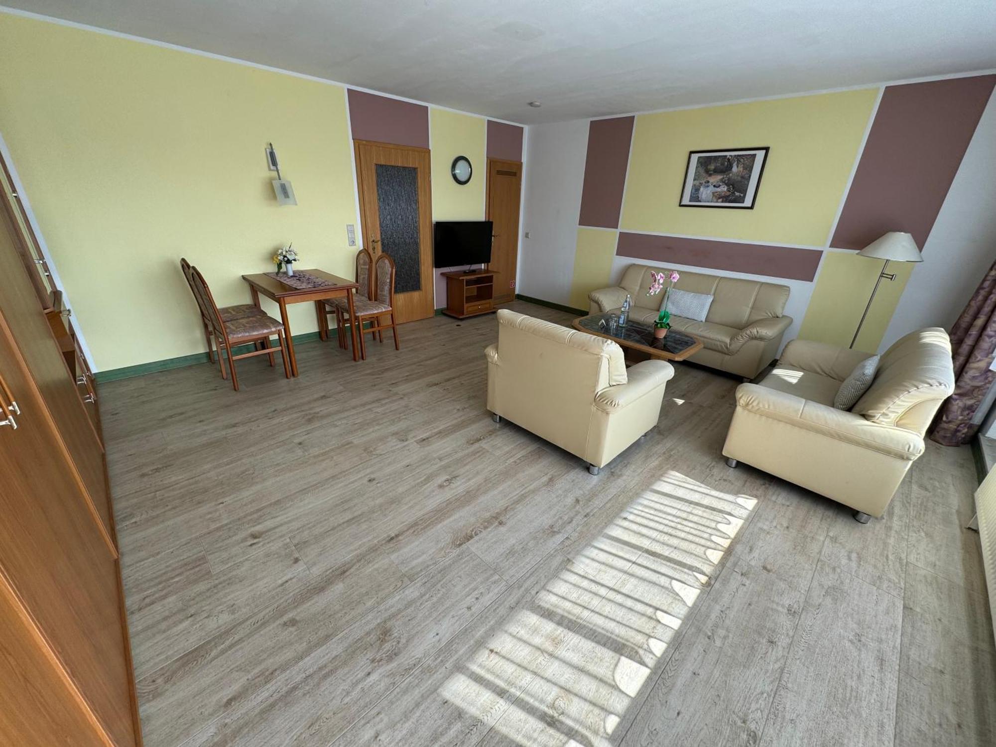 Haus Usedom Ferienwohnungen Mit Fruehstuecks-Restaurant