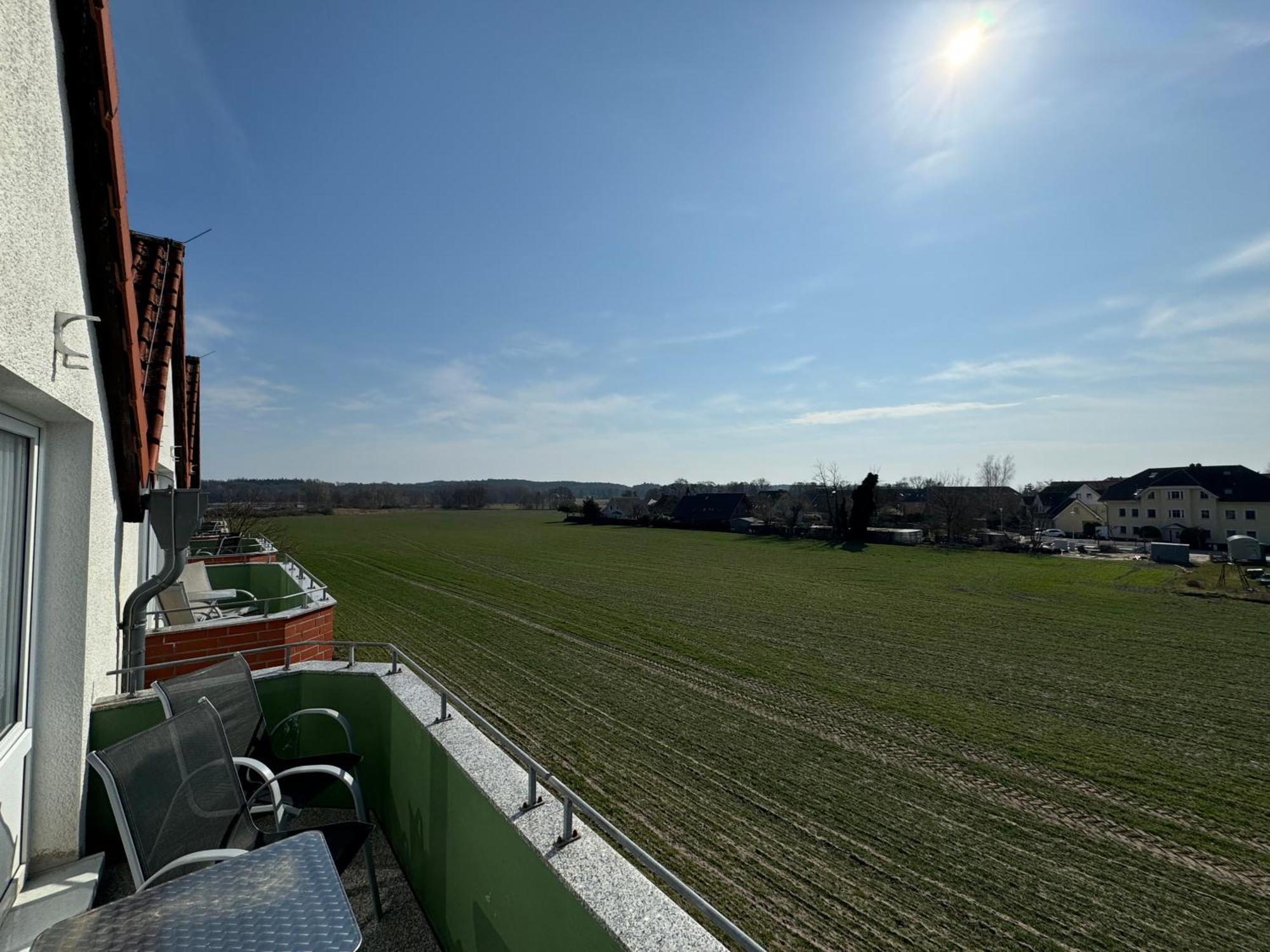 Отель Haus Usedom Ferienwohnungen Mit Fruehstuecks-Restaurant Кёльпинзе