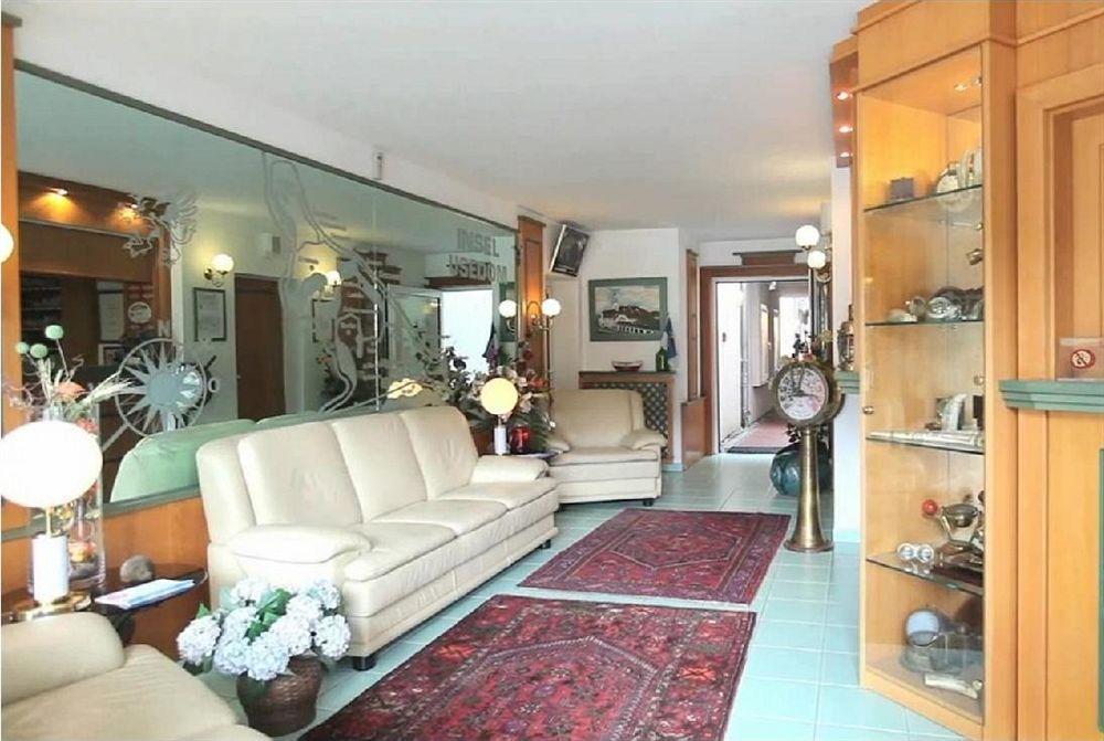 Haus Usedom Ferienwohnungen Mit Fruehstuecks-Restaurant Hotel