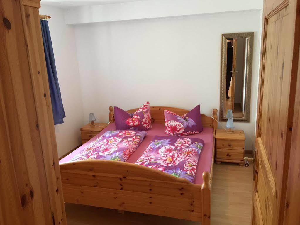 Haus Usedom Ferienwohnungen Mit Fruehstuecks-Restaurant 4*